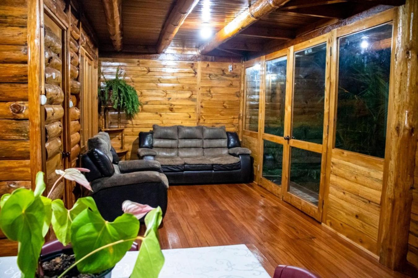 Hassinger Ranch Cabanas Oxapampa Værelse billede