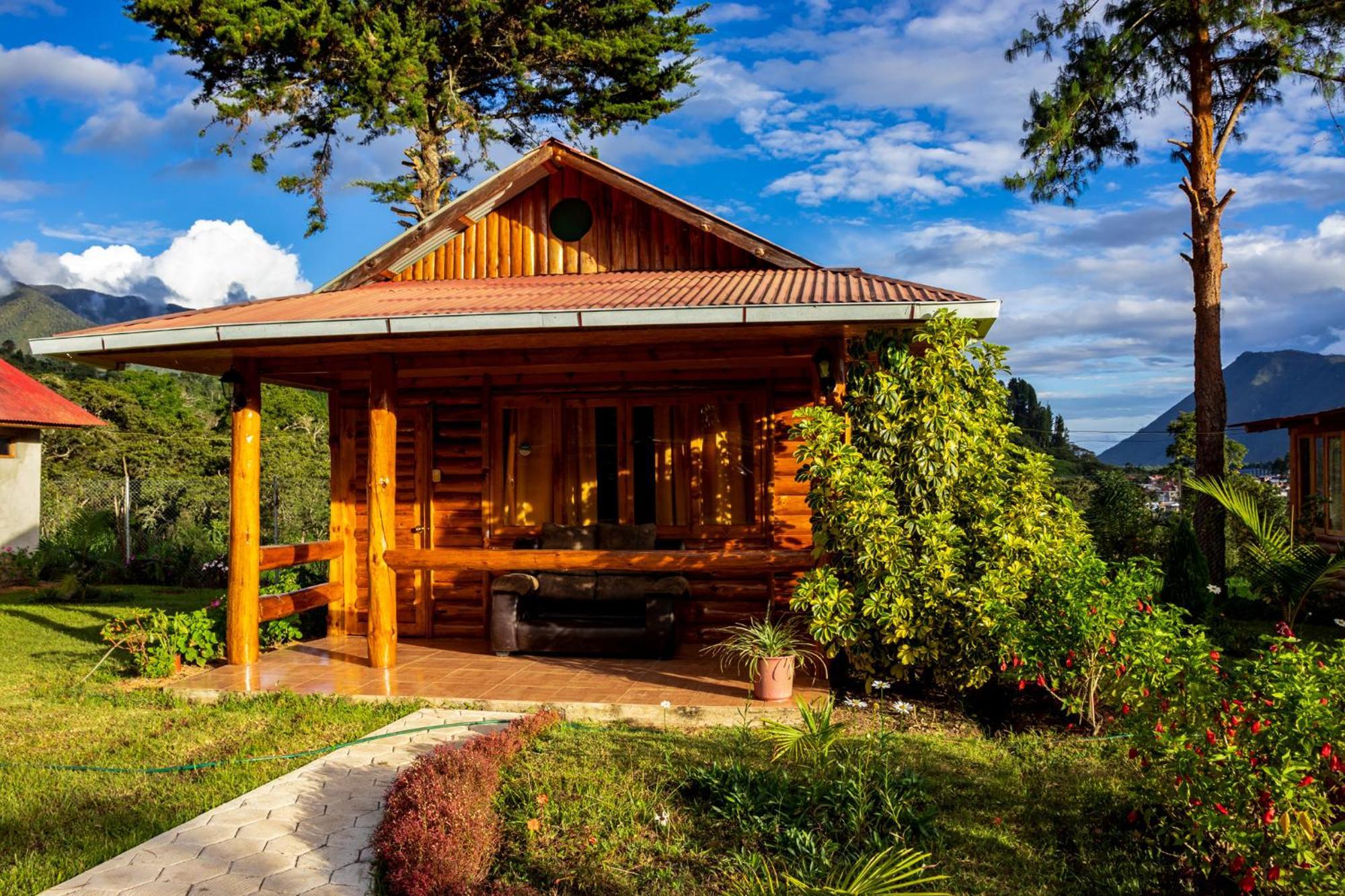 Hassinger Ranch Cabanas Oxapampa Eksteriør billede